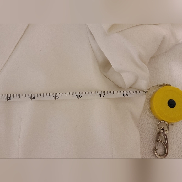 Igloo Petite White Structured Cotton Blazer Size 8P - Picture 10 of 14
